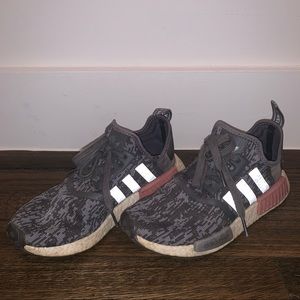 Adidas NMD 6.5 (fits a 7)